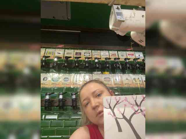 KiraMalina webcam