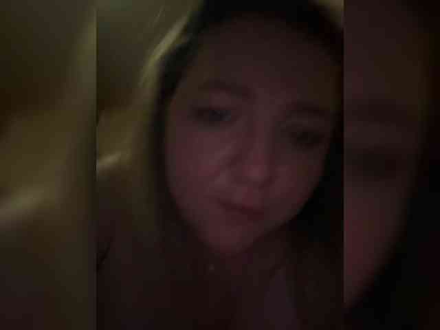 KiraMalina webcam