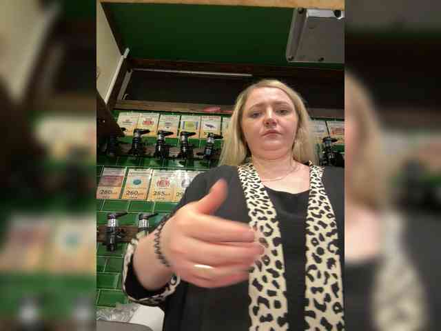KiraMalina webcam