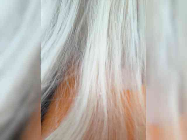 KiraMalina webcam