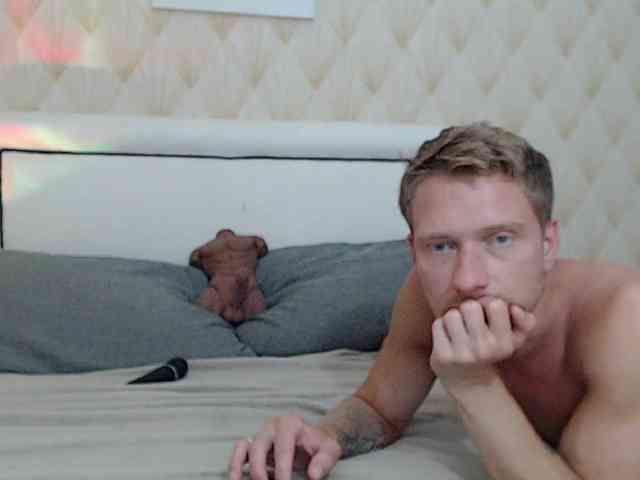 JessSteve webcam