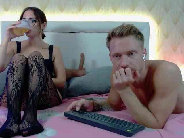 JessSteve webcam