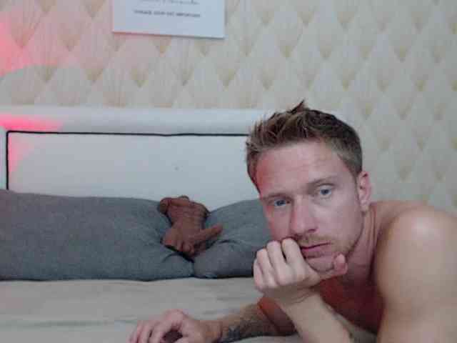 JessSteve webcam