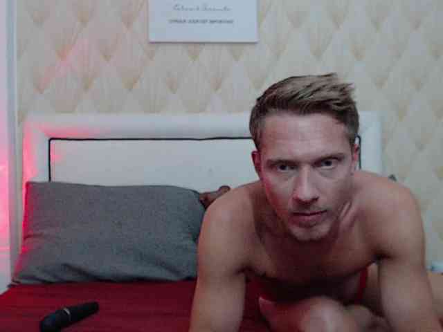 JessSteve webcam