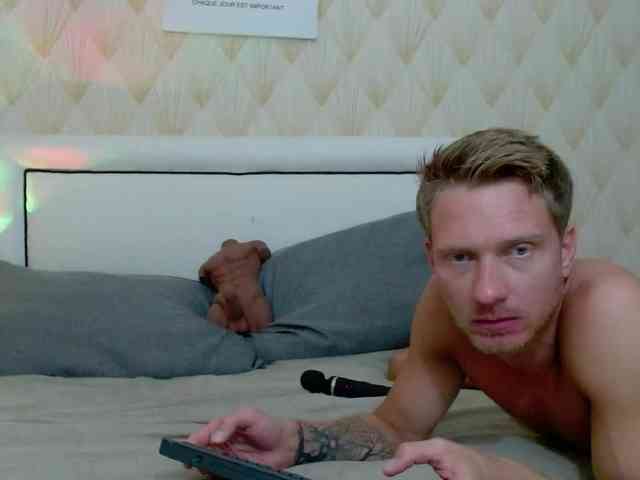 JessSteve webcam