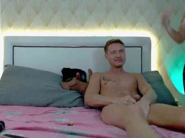 JessSteve webcam