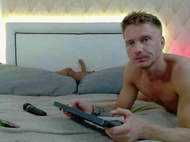JessSteve webcam