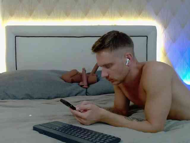 JessSteve webcam