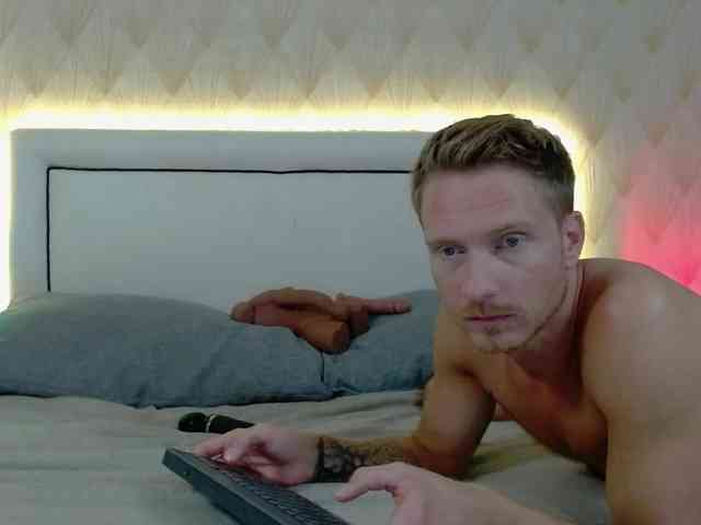 JessSteve webcam