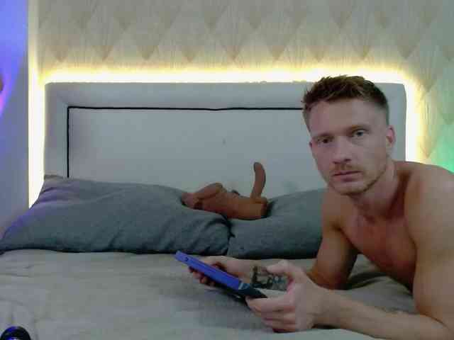 JessSteve webcam