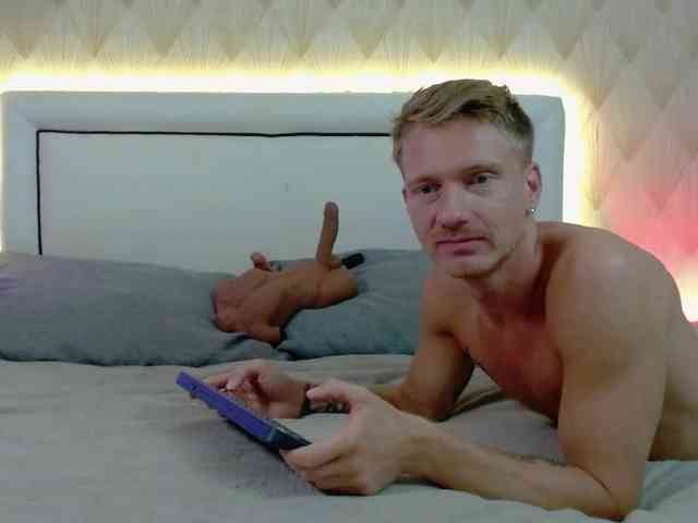 JessSteve webcam