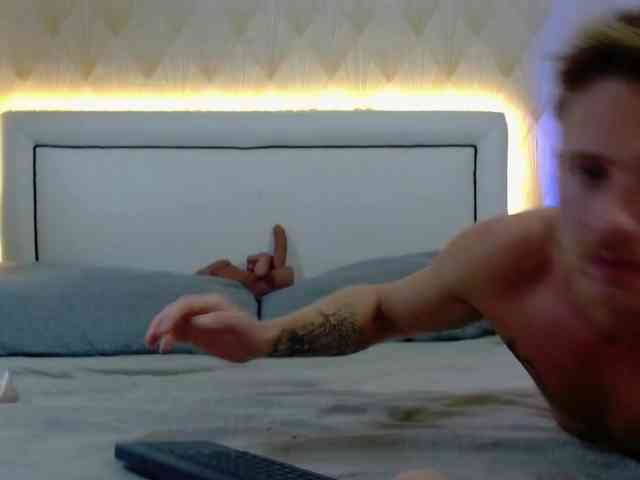 JessSteve webcam