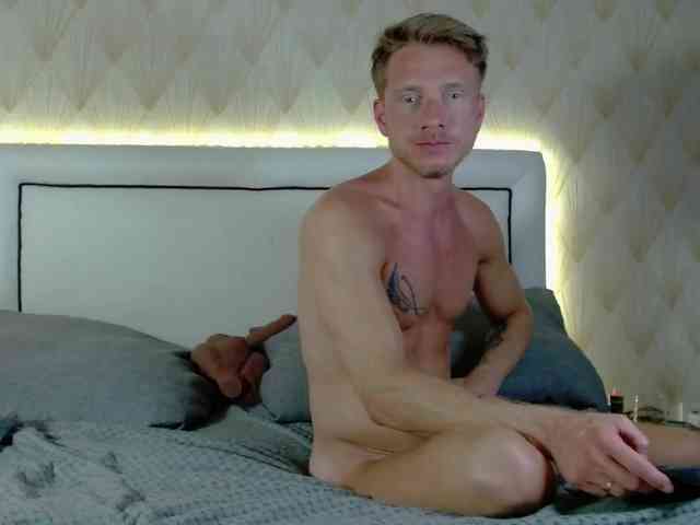 JessSteve webcam