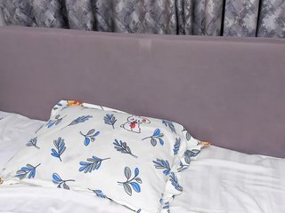 ToraMika Porn Show