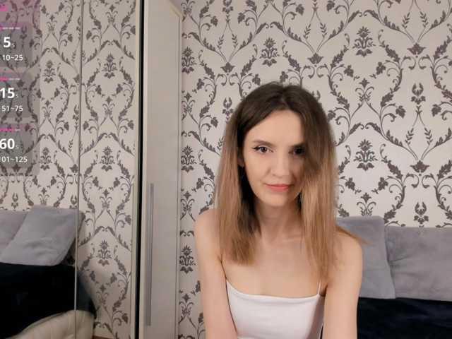 le modèle SwaySecret est en webcam porno dans un show sur le site bongacams, il possède les tags suivants: White/Caucasian,Blonde,Shaved