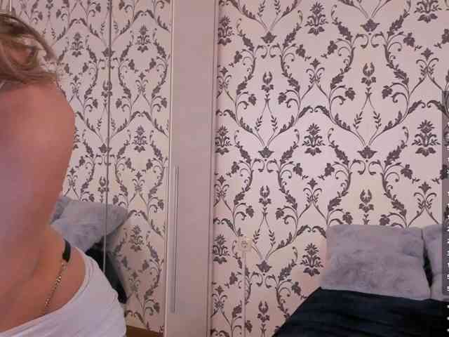 SwaySecret webcam