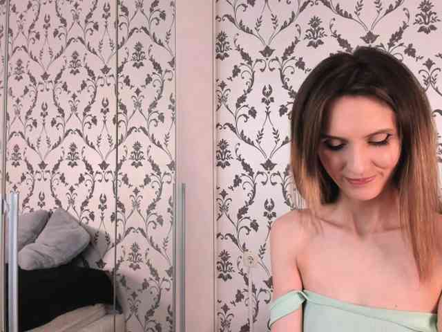 SwaySecret webcam