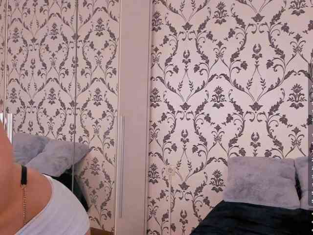 SwaySecret webcam