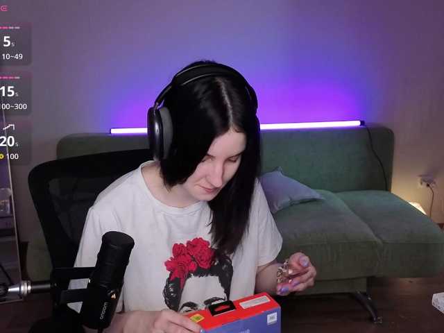 Victoria1 live webcam show