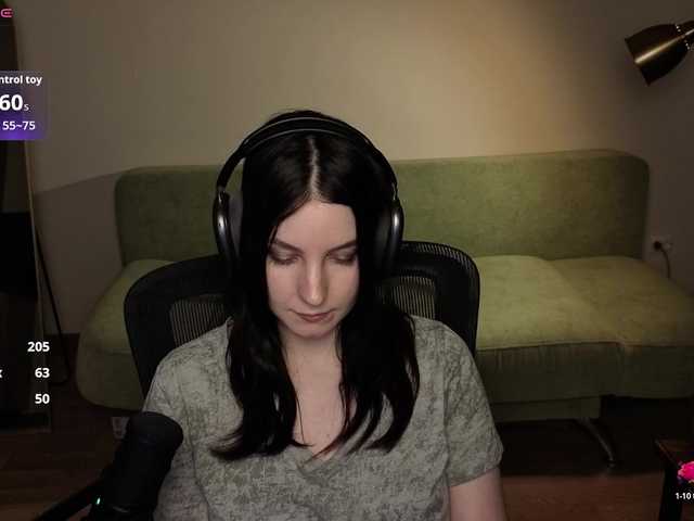 Victoria1 live cam on BongaCams