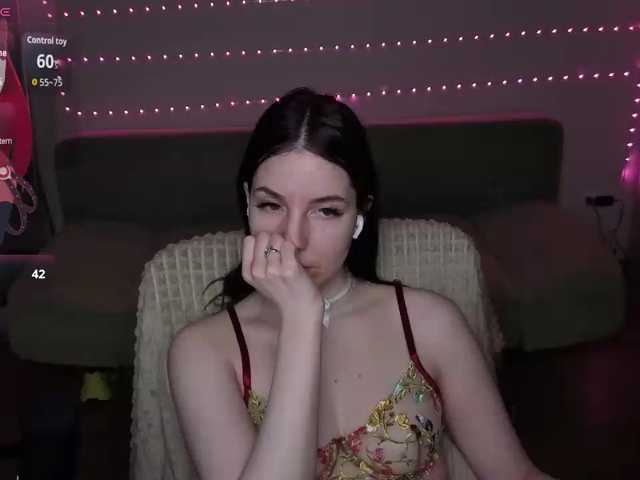 Lumina_Dark live cam preview