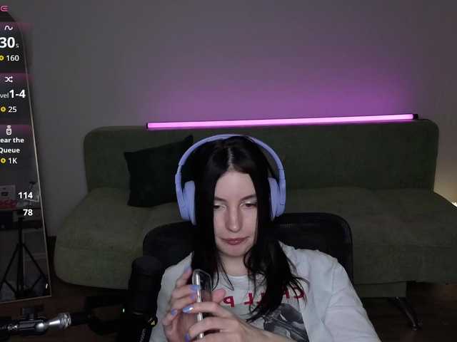 Victoria1 live webcam show