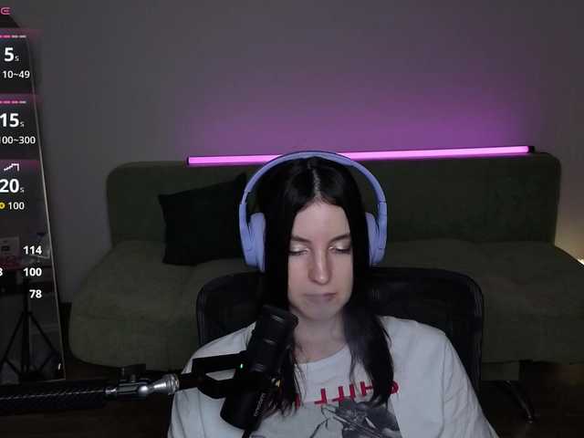 Victoria1 live webcam show