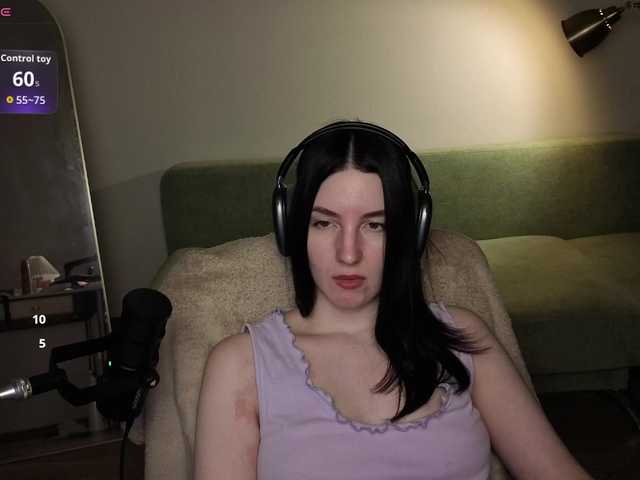 Victoria1 live cam on BongaCams