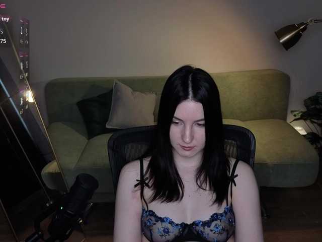 Victoria1 live cam on BongaCams