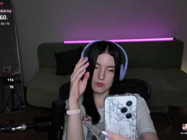 Victoria1 live webcam show