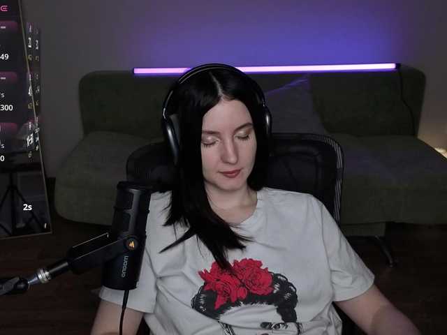 Victoria1 live webcam show