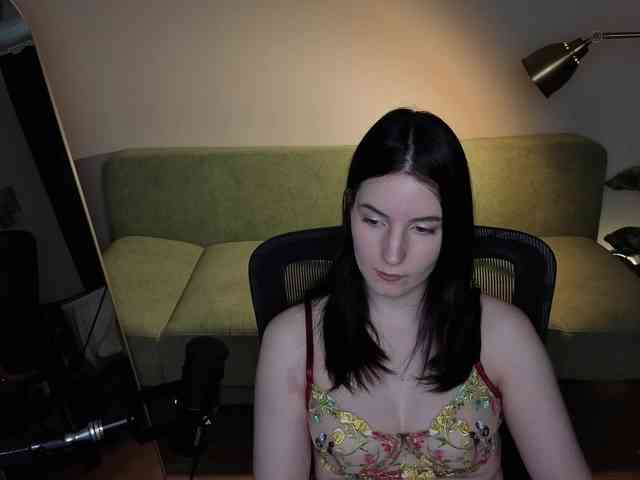 Lumina_Dark webcam