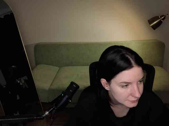 Modella: Lumina_Dark