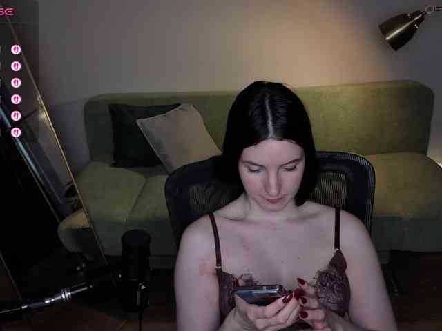 Lumina_Dark webcam