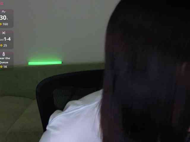 Naomi_Velvet webcam