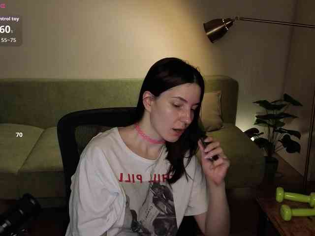 Naomi_Velvet webcam