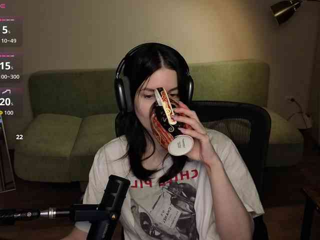 Lumina_Dark webcam