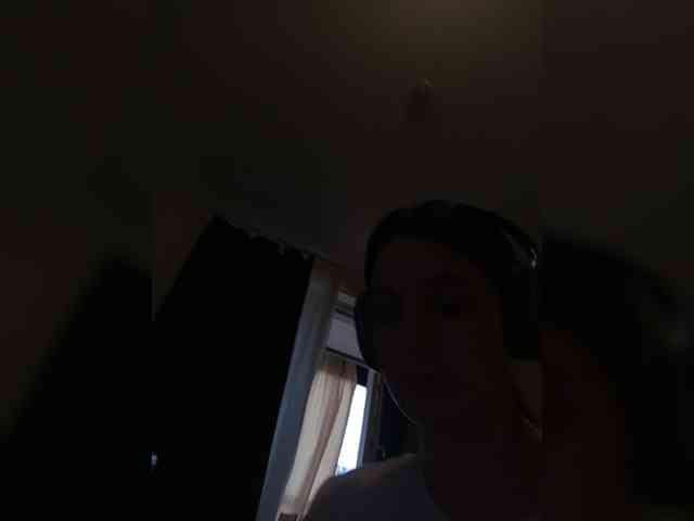 Lumina_Dark webcam