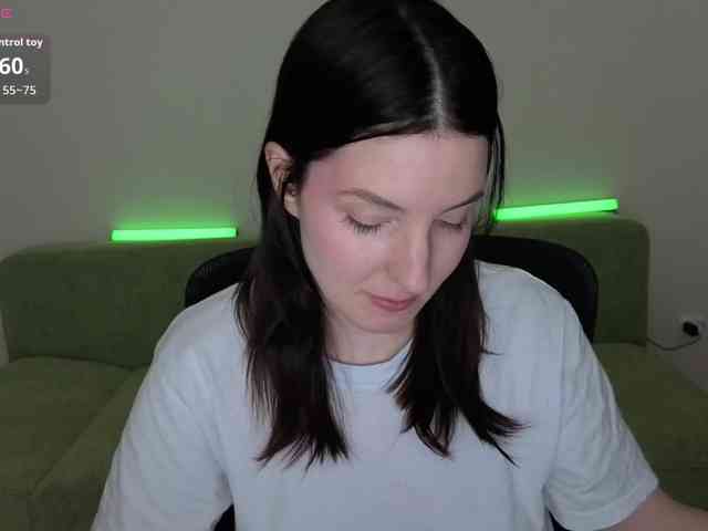 Naomi_Velvet webcam