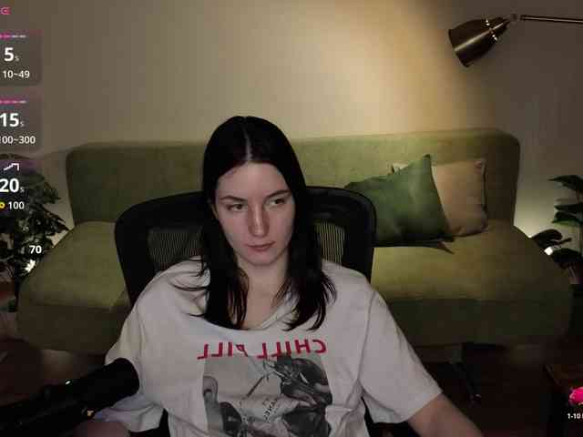 Naomi_Velvet webcam