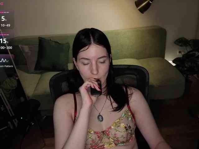Lumina_Dark webcam