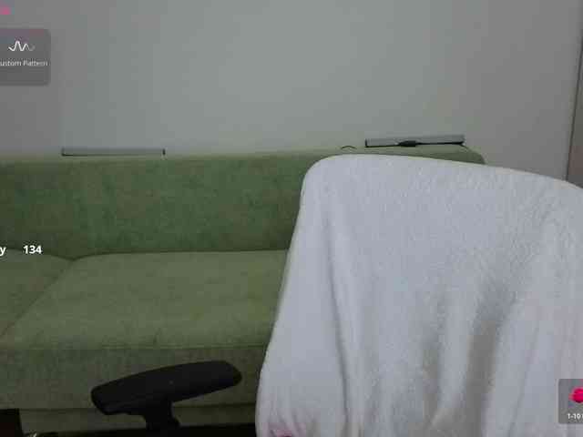 Naomi_Velvet webcam