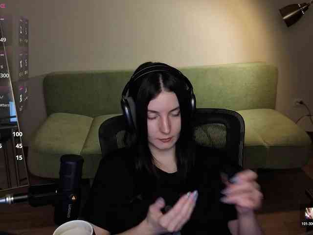Lumina_Dark webcam