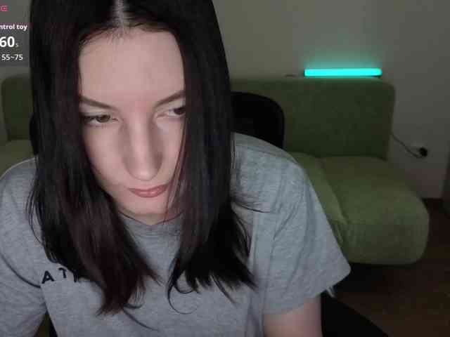 Naomi_Velvet webcam