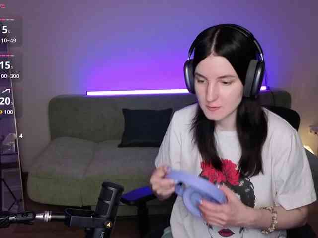 Lumina_Dark webcam