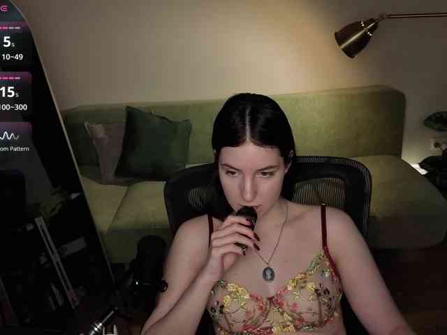 Lumina_Dark webcam