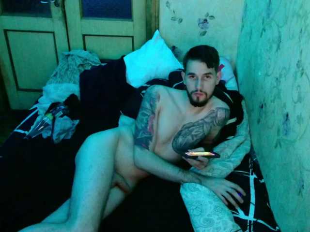 NIKPIKDIK live webcam show