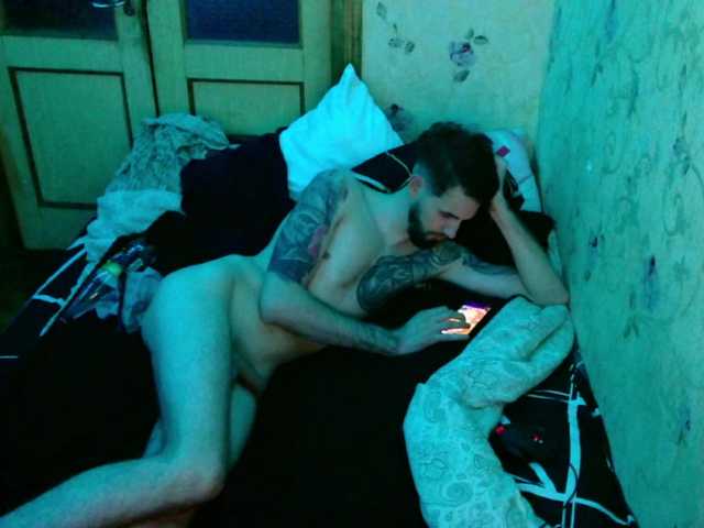 NIKPIKDIK live webcam show