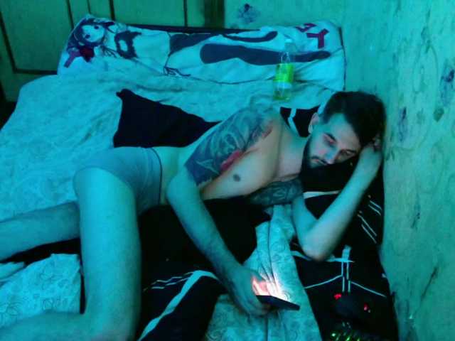 NIKPIKDIK live webcam show