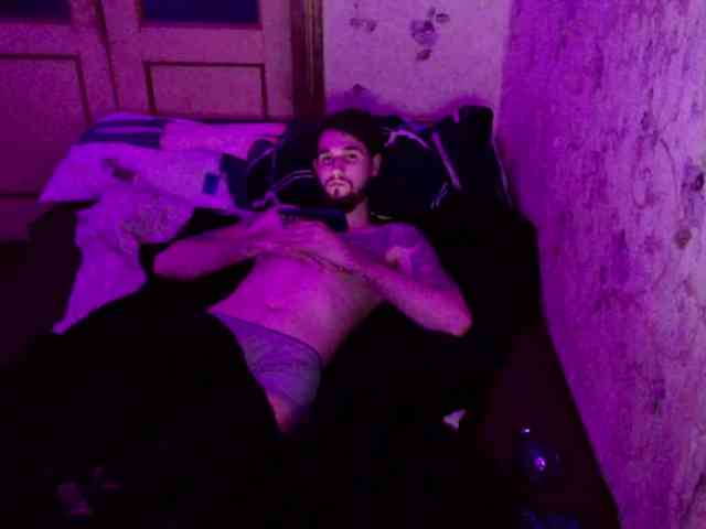 NIKPIK Sex Cam Show